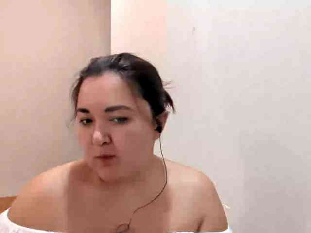 MollieWaltman webcam