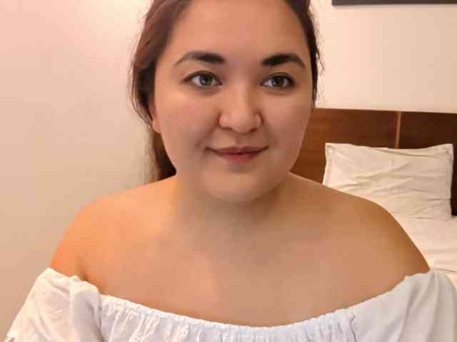 MollieWaltman webcam