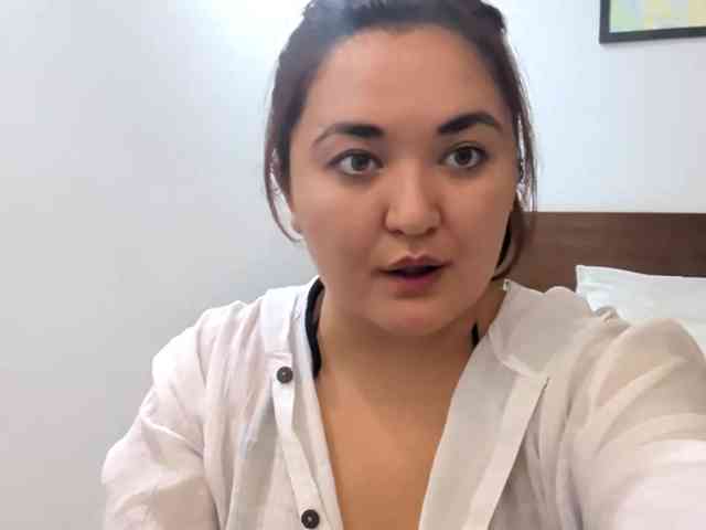 MollieWaltman webcam