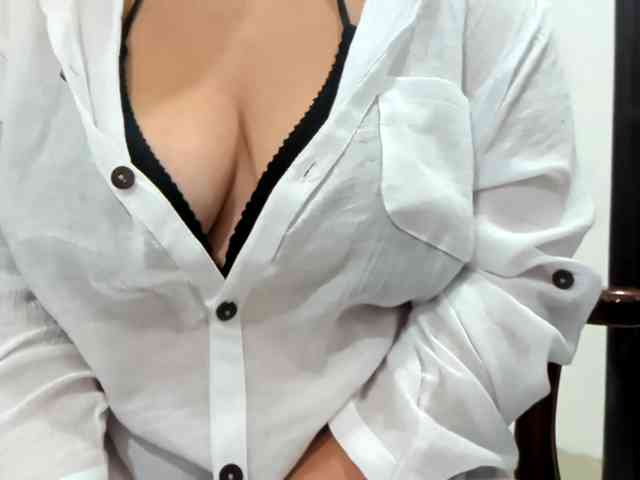 MollieWaltman webcam