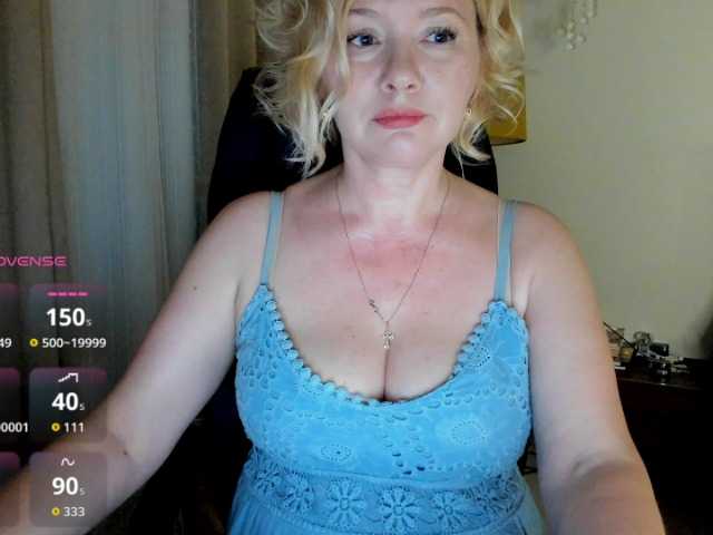 Anna1W live cam on BongaCams