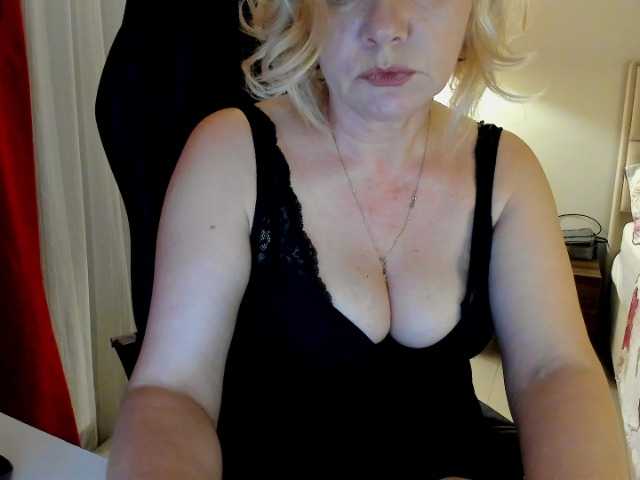 Anna1W live cam on BongaCams