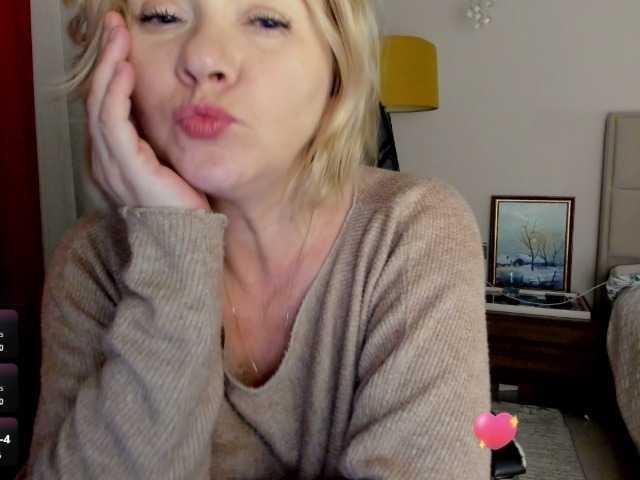 Anna1W live cam preview