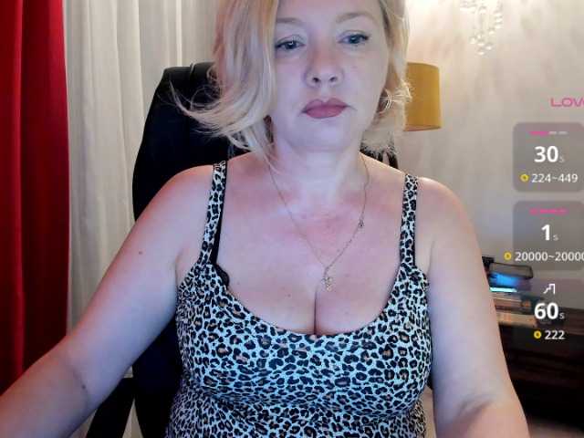 Anna1W live cam on BongaCams