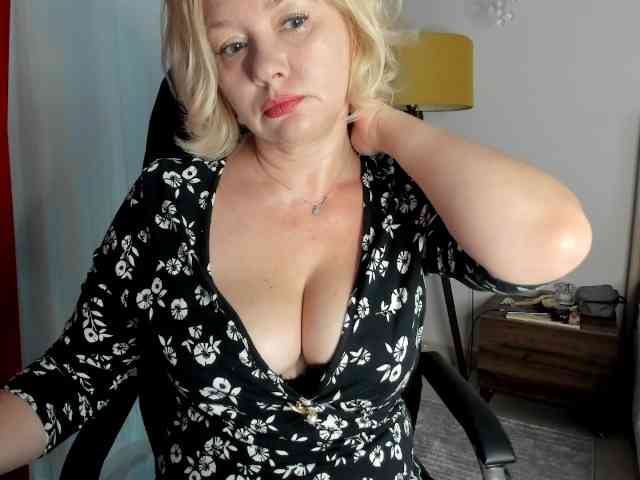 Anna1W webcam