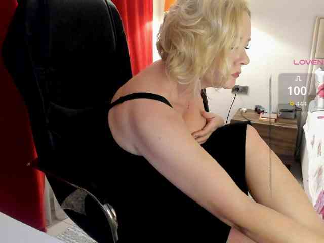 Anna1W webcam