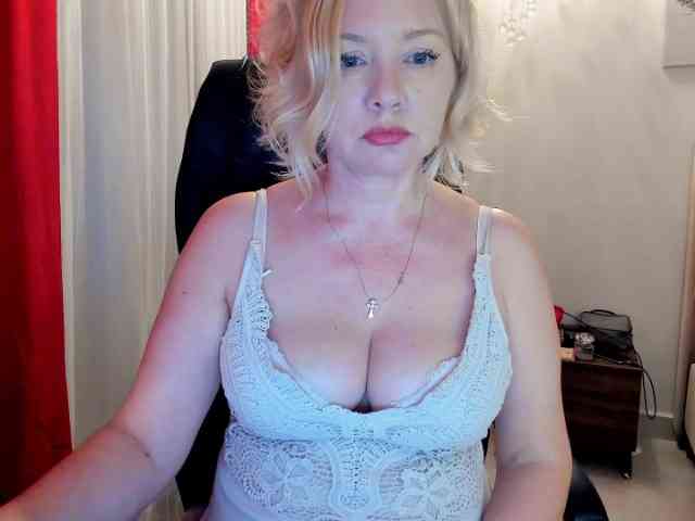 Anna1W webcam