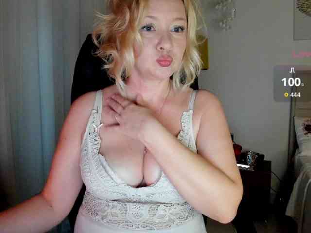 Anna1W webcam