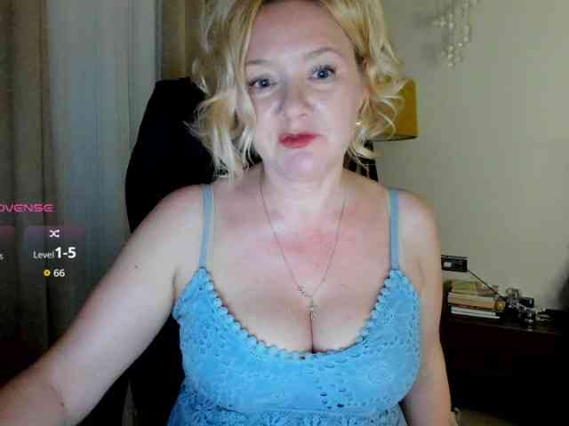 Anna1W Sex Cam Show