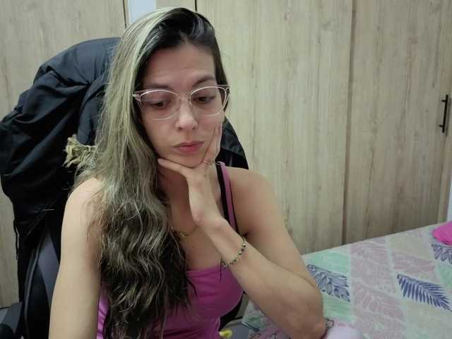 Milacoxx38 live webcam show