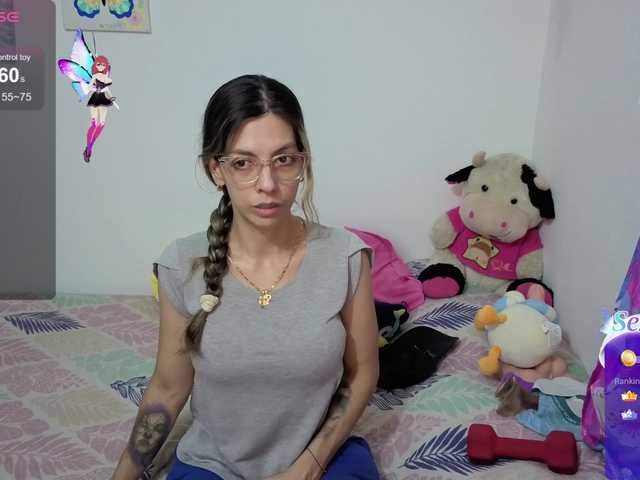 Milacoxx38 live webcam show