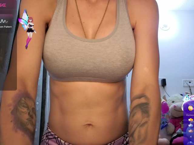 Milacoxx38 live cam on BongaCams