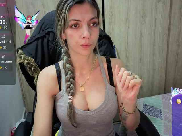 Milacoxx38 webcam