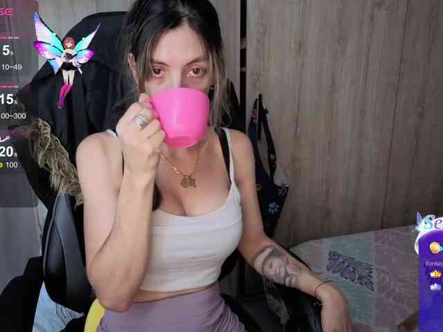Milacoxx38 webcam