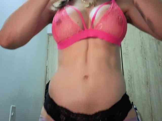 Milacoxx38 webcam