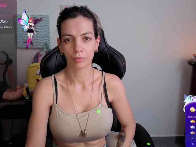 Milacoxx38 webcam