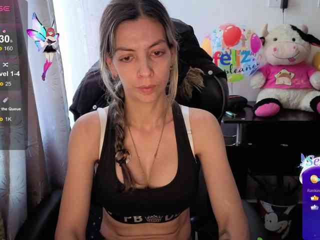 Milacoxx38 webcam
