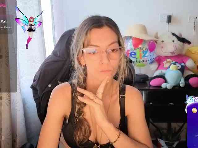 Milacoxx38 webcam