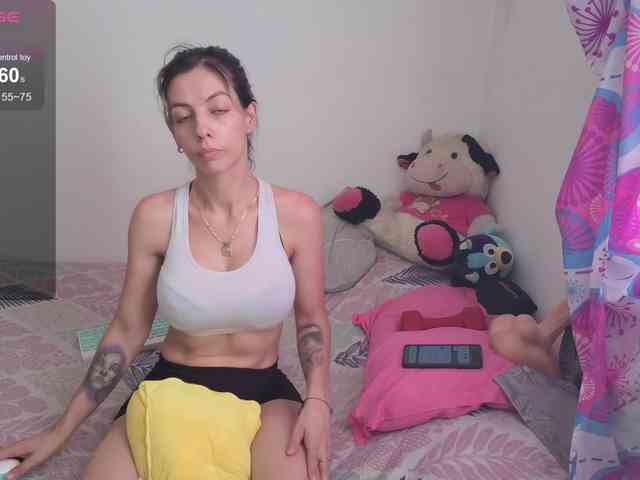Milacoxx38 webcam