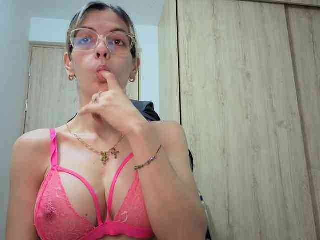 Milacoxx38 webcam