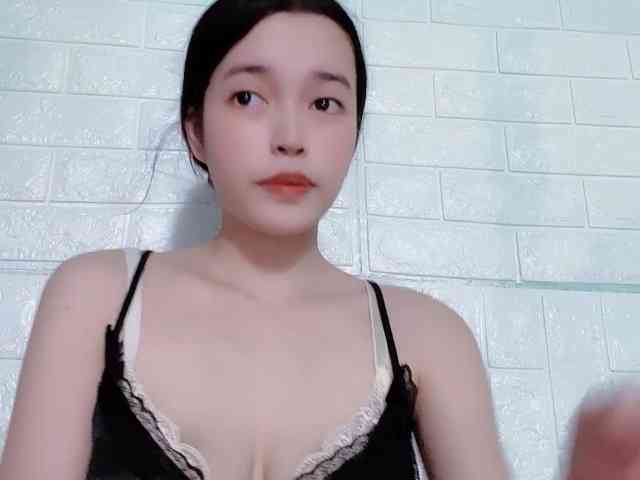 ZinCat - asian-babes cam model from asia