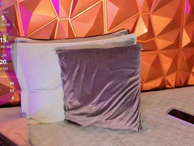 JadeZahar live cam on BongaCams