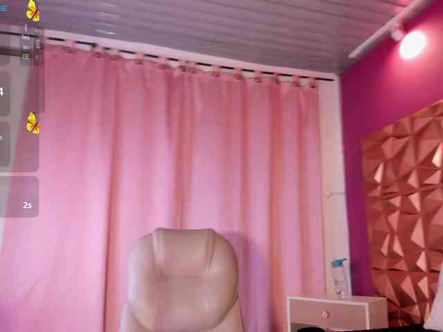 JadeZahar webcam