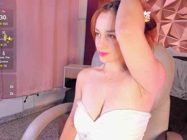 JadeZahar webcam