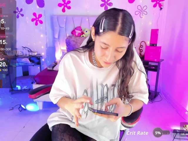 Tinyrose live cam on BongaCams