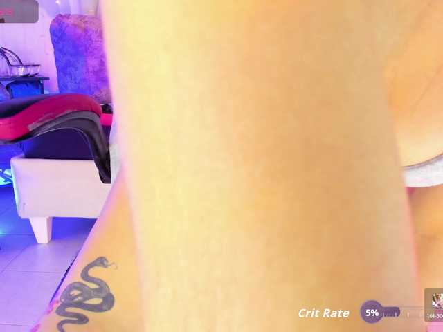 Tinyrose live cam on BongaCams