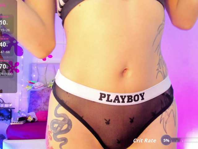 Tinyrose live cam on BongaCams