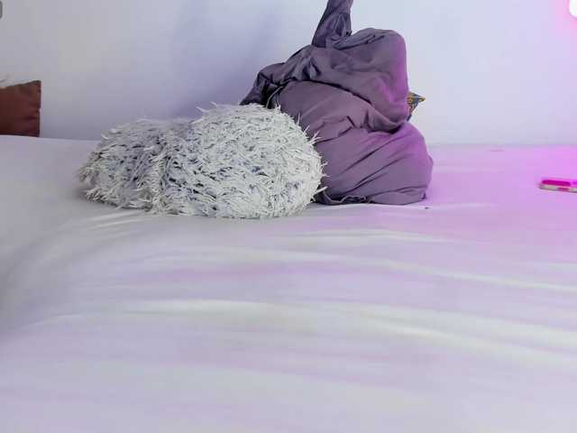 sofiarose1 live cam on BongaCams