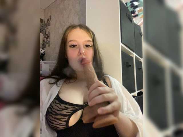 LinbergLin live cam on BongaCams