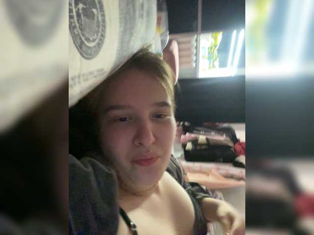 LinbergLin live cam on BongaCams