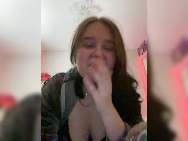 LinbergLin live cam on BongaCams