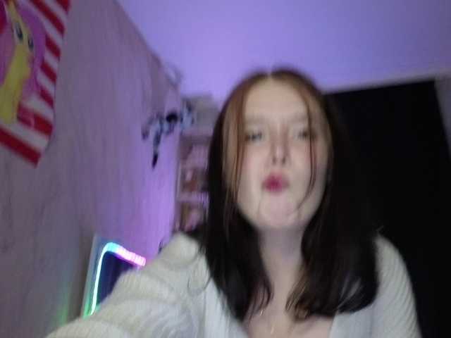 LinbergLin live cam on BongaCams
