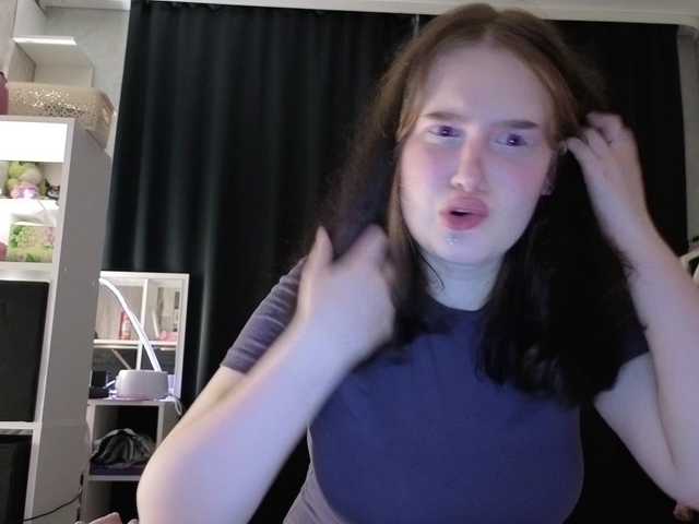 LinbergLin live cam on BongaCams