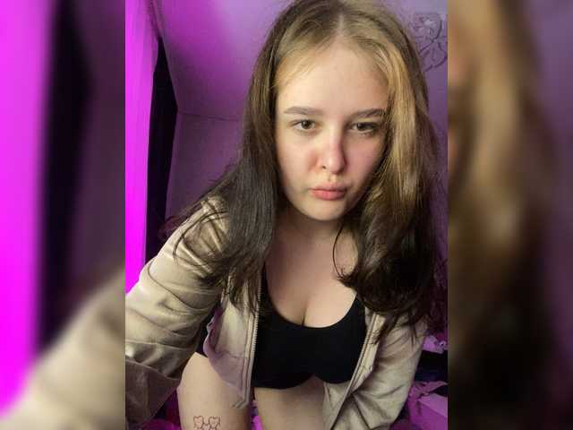 LinbergLin live cam on BongaCams