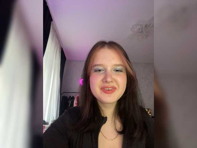 LinbergLin live cam on BongaCams