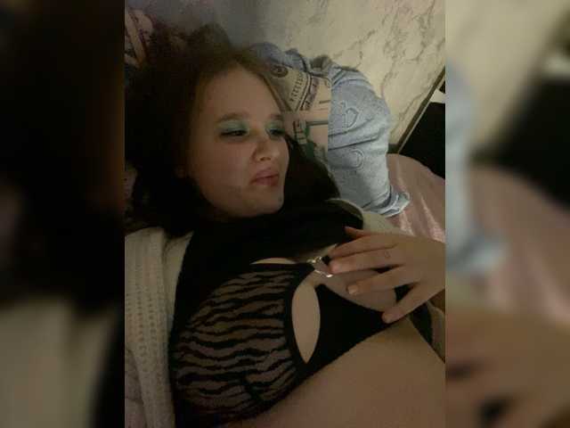 LinbergLin live cam on BongaCams