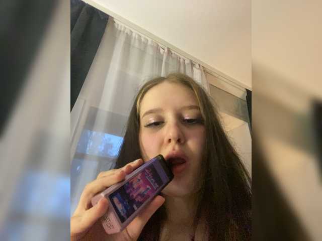 LinbergLin live cam on BongaCams