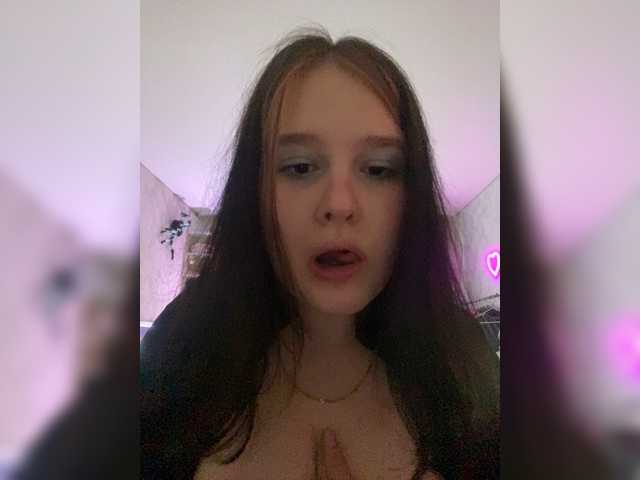 LinbergLin live cam on BongaCams