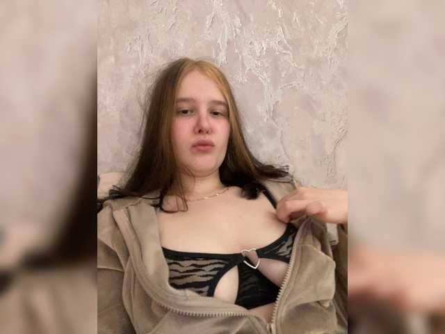 LinbergLin live cam on BongaCams