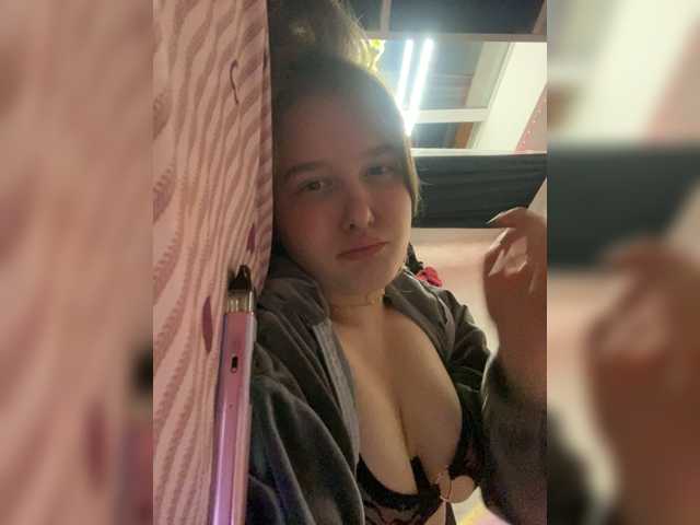 LinbergLin live cam on BongaCams
