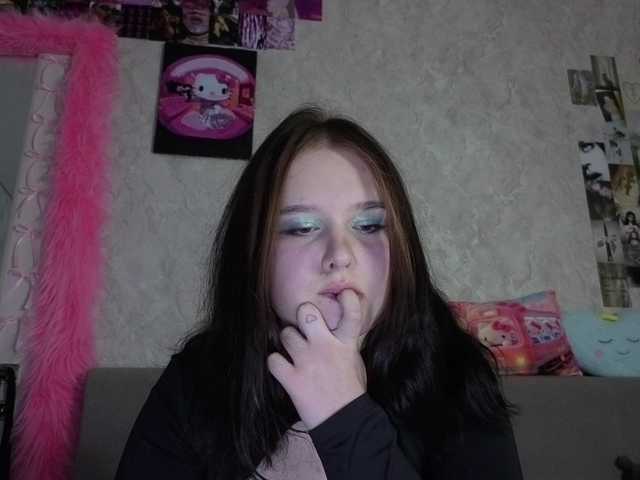 LinbergLin live cam on BongaCams