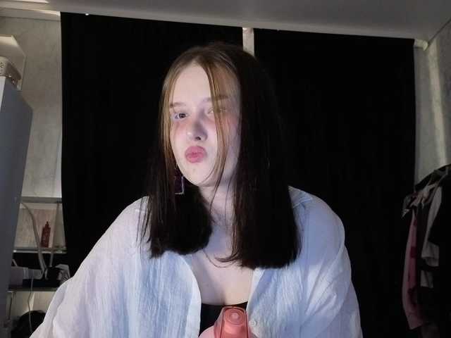 LinbergLin live cam on BongaCams