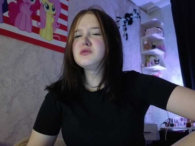 LinbergLin live cam on BongaCams