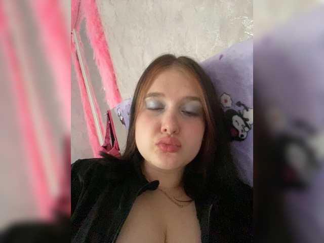 LinbergLin live cam on BongaCams