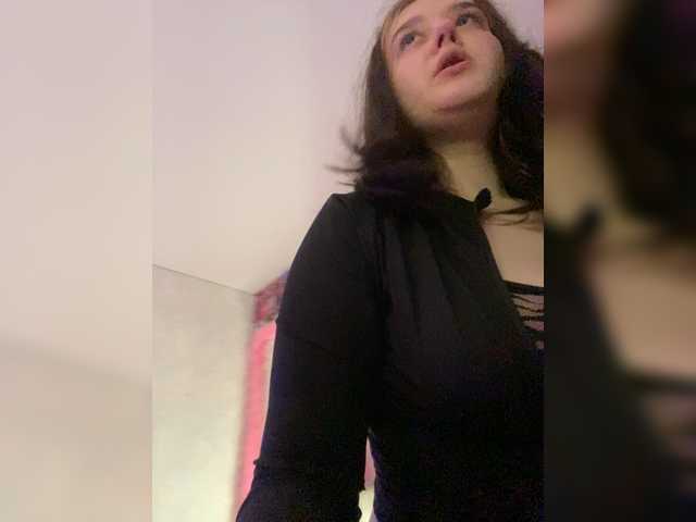 LinbergLin live cam on BongaCams
