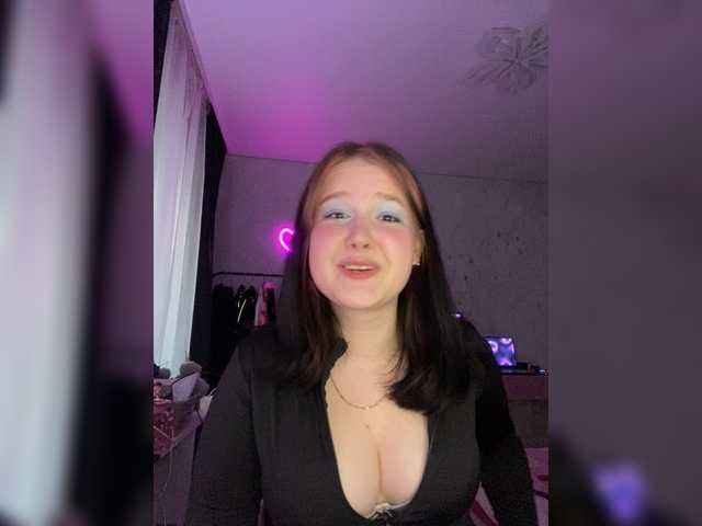 LinbergLin live cam on BongaCams